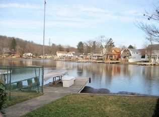 49 Shore Rd, Lake Hopatcong, NJ 07849