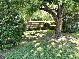 904 Ware St SW, Vienna, VA 22180