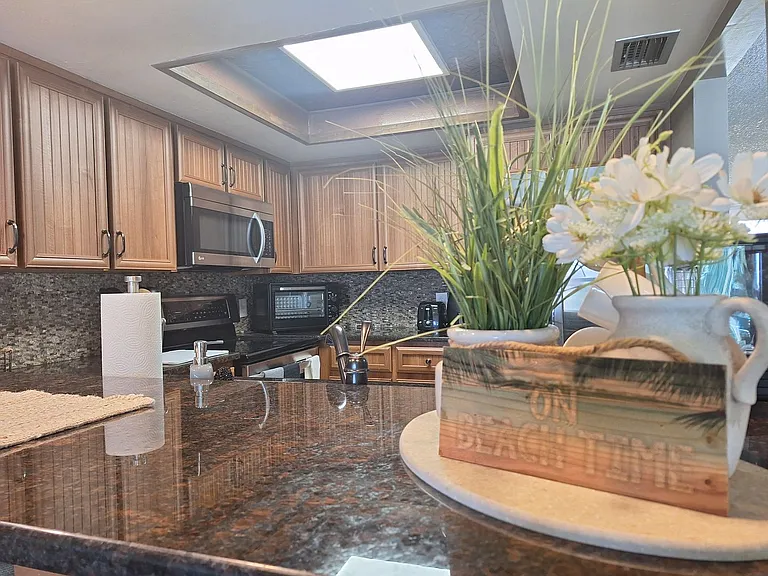 157 Club House Blvd — Photo 10