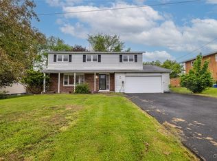 7634 Anne Ter, North Syracuse, NY 13212