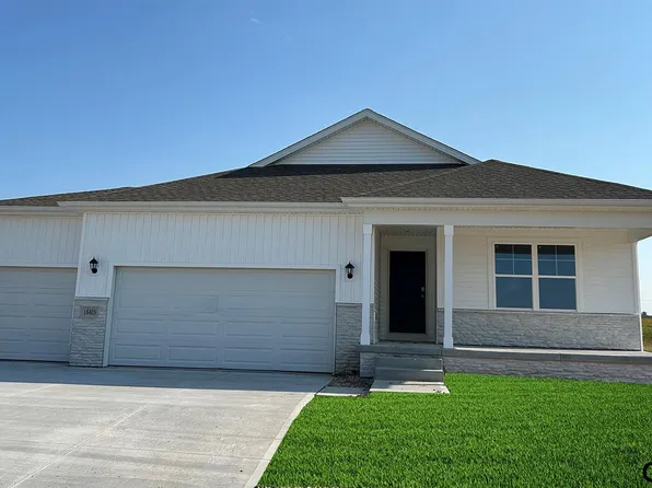 12315 205th Ave, Gretna, NE 68028