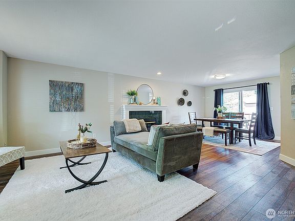 5th image of 1117 24th Avenue SE