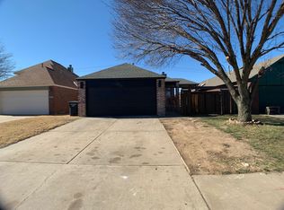 2625 Briarcliff Dr, Moore, OK 73170