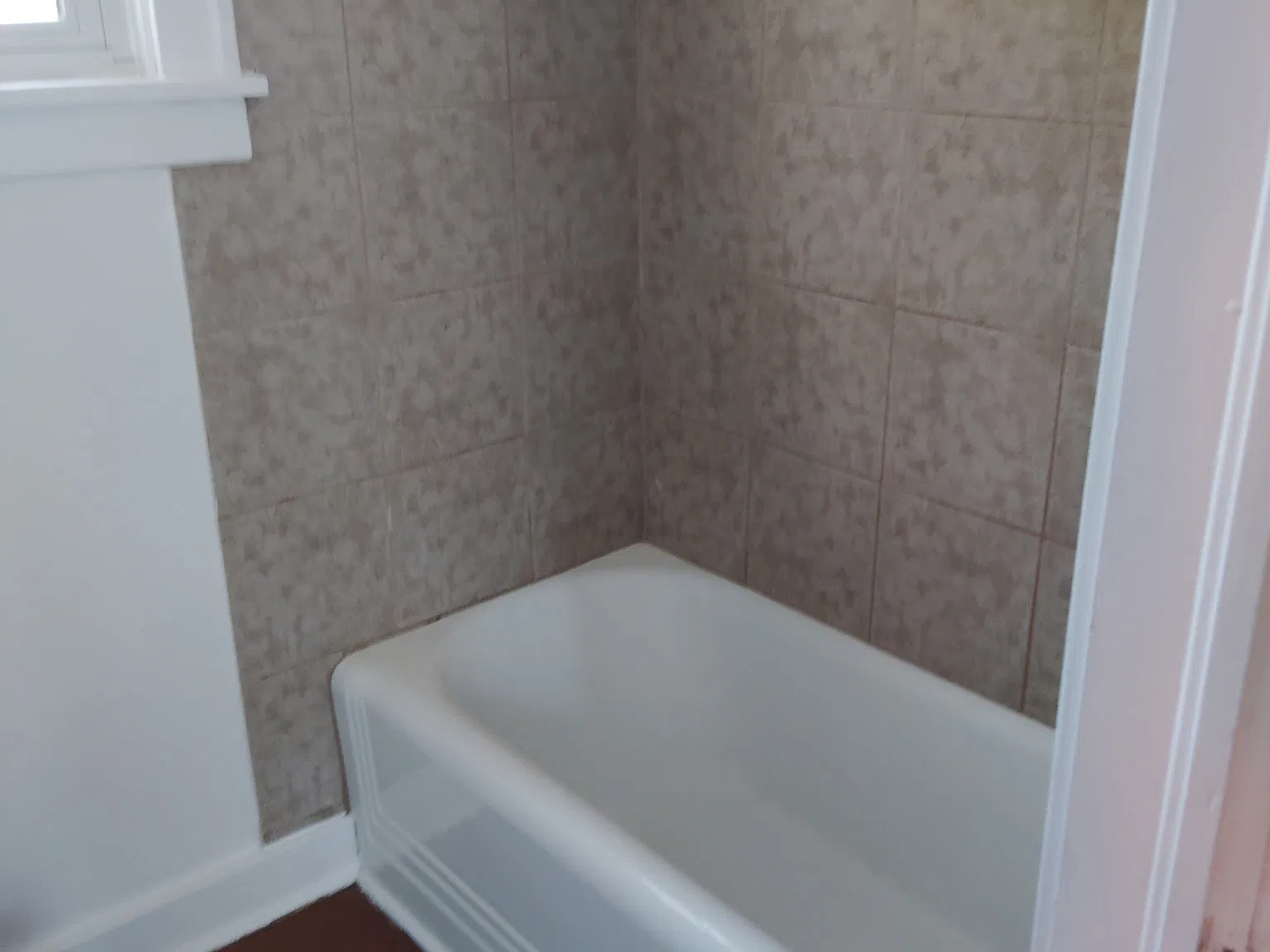 3 bed, 1572 sqft, $1,500 — Photo 4