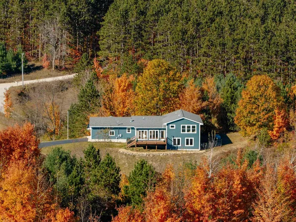5964 Deer Trail Dr, Traverse City, MI 49684