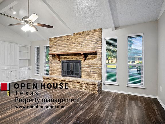 3rd image of 2708 Bengal Ln