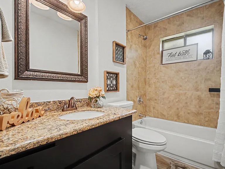1227 Mission Dr — Photo 15