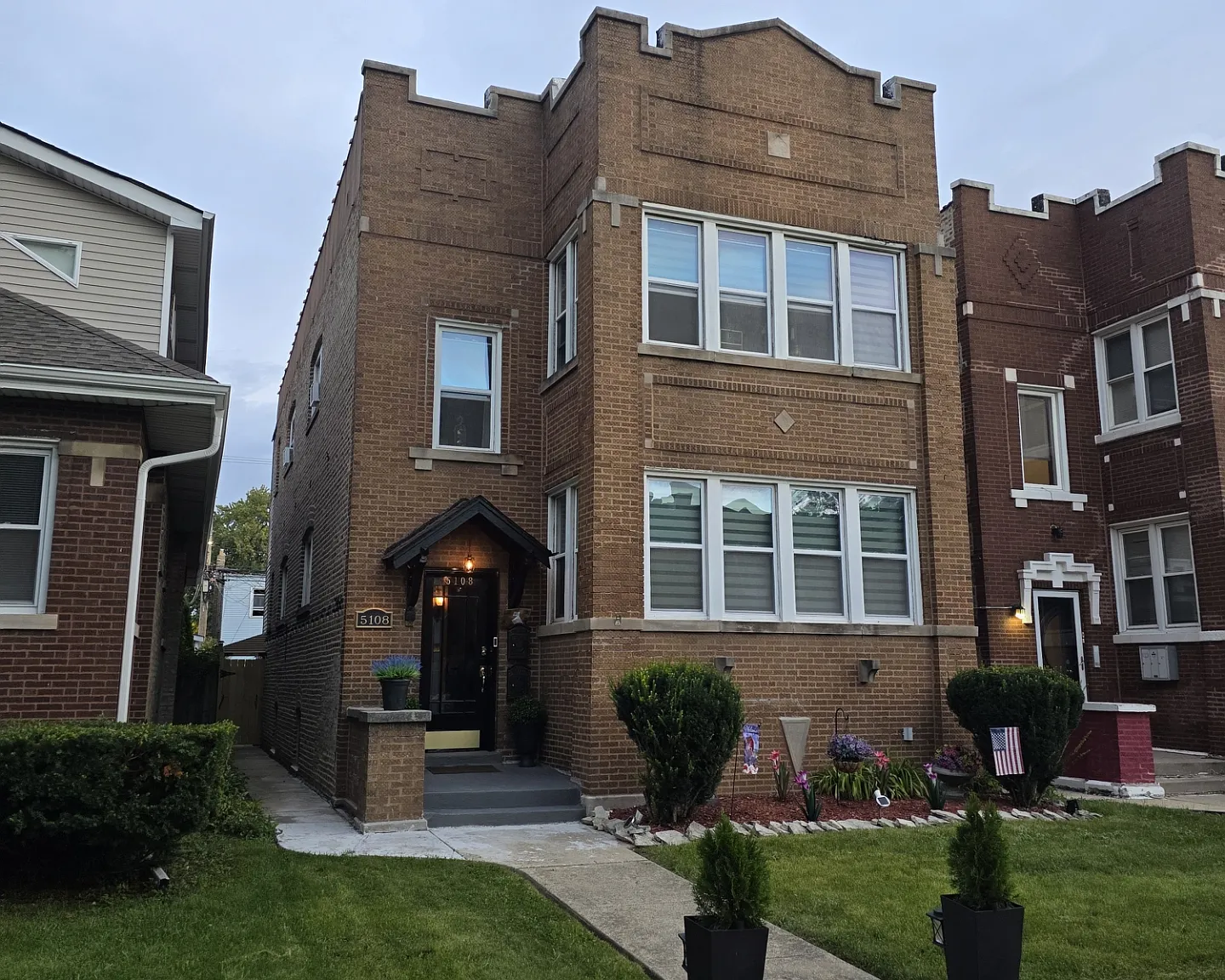 5108 W Henderson St — Photo 4