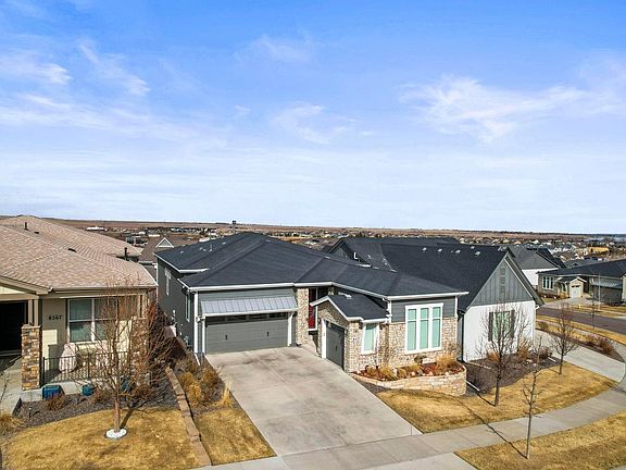 2nd image of 8577 Holman Cir