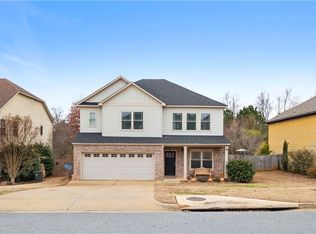2414 Antler Ridge Dr, Auburn, AL 36832