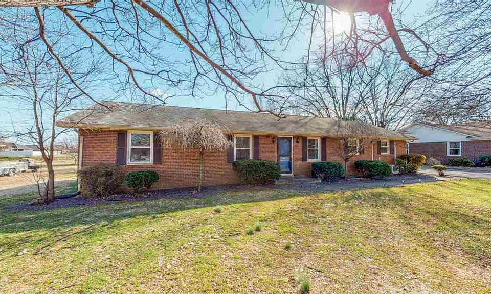 1st image of 1608 Kenilwood Way