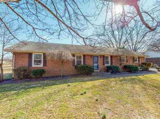 1608 Kenilwood Way, Bowling Green, KY 42104