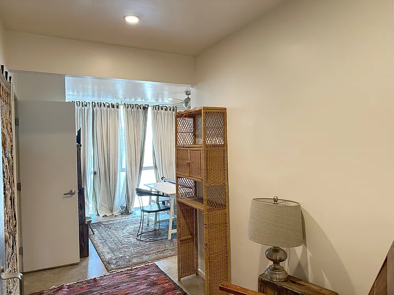 1909 Ocean Front Walk #1B — Photo 8
