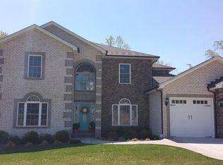 105 Creekview Ct, Lynchburg, VA 24502