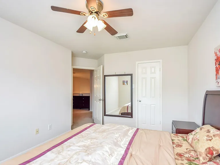 1815 Granite Field Ln — Photo 25