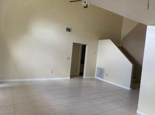 1000 Whalebone Bay Dr, Kissimmee, FL 34741