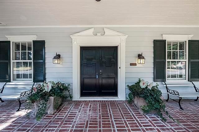 2nd image of 5504 Byers Ave