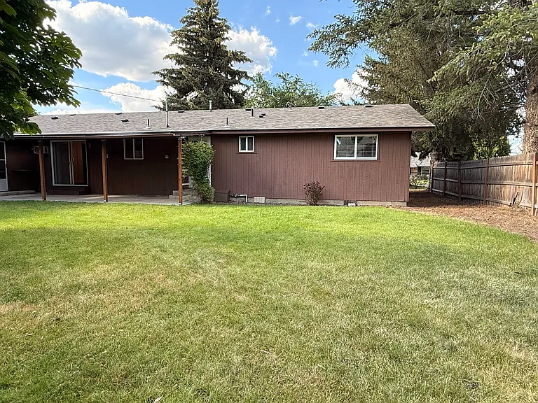 13410 E 7th Ave — Photo 15