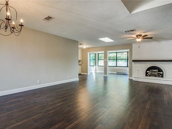 4th image of 809 Stratford Dr