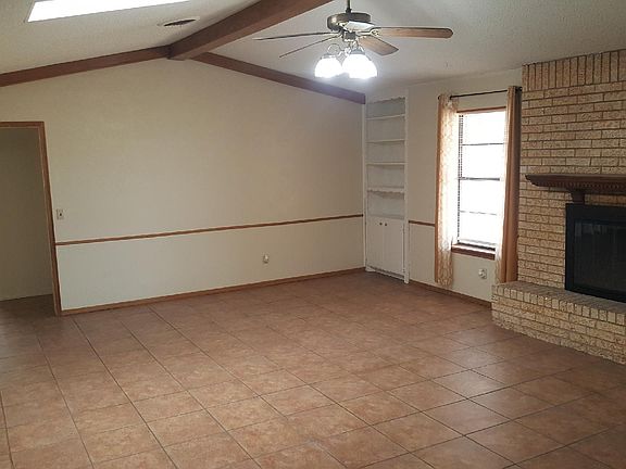 5th image of 7412 Gainsborough Dr