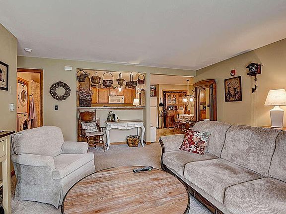 4th image of 1401 Garay Ln Unit 13