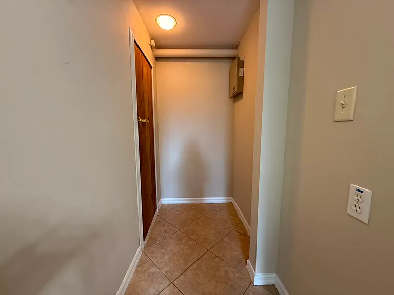 3629 Pine Oak Cir #101 — Photo 5
