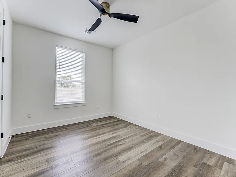 7117 Tierwester St — Photo 36