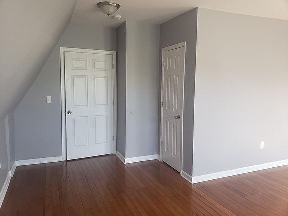 5th image of 7 Shanley Ave #3