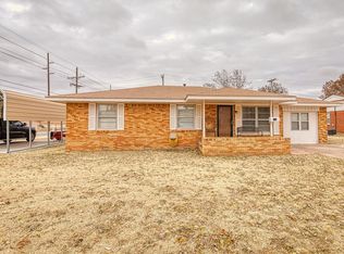 131 Merritt Dr, Elk City, OK 73644