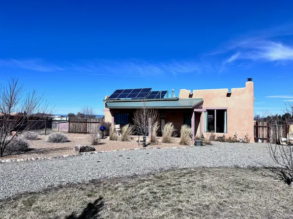 26 Balsamo Ln, Ranchos De Taos, NM 87557