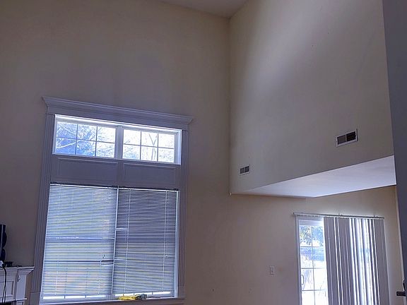 2nd image of 30 Delaware Avenue