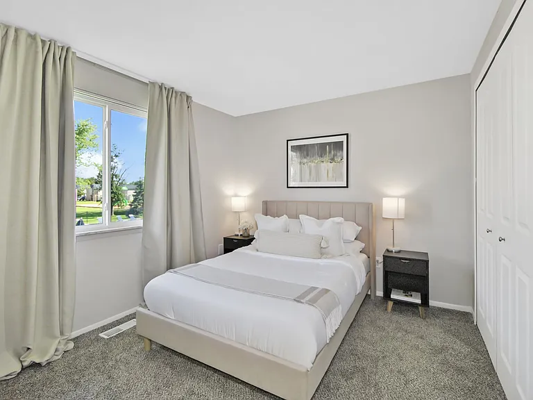 Rochester Villas — Photo 8