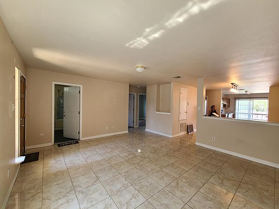 2nd image of 10635 S Shaenridge
