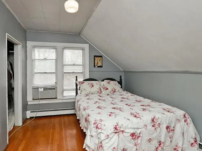 609 Water St S #3 — Photo 6