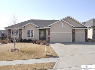 15445 Briar St, Omaha, NE 68138