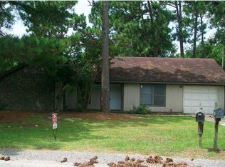 606 Longleaf Rd, Summerville, SC 29486