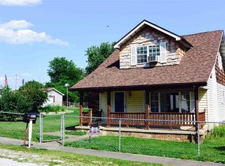 433 3rd Ave, Worthington, KY 41183