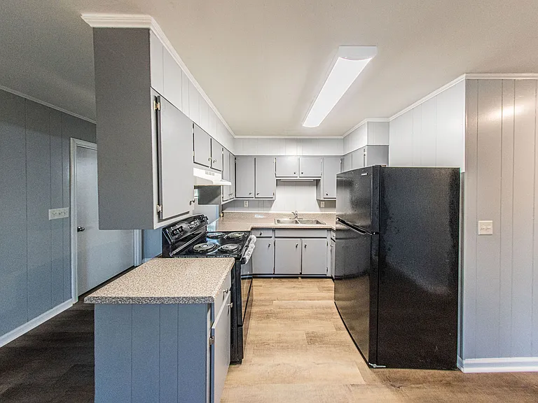 120 Lake Dr #2 — Photo 6