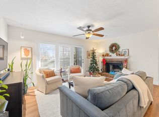 414 Tuxworth Cir, Decatur, GA 30033