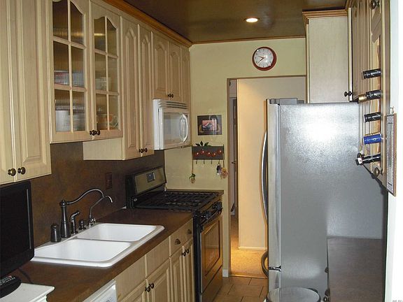 2nd image of 84-39 153rd Ave APT 6E