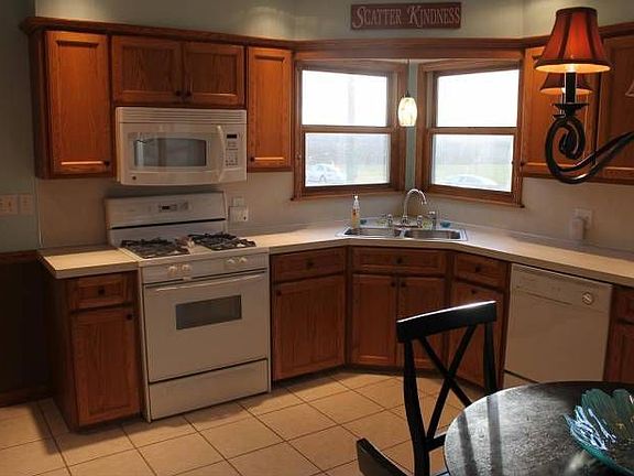 Kitchen with appliances