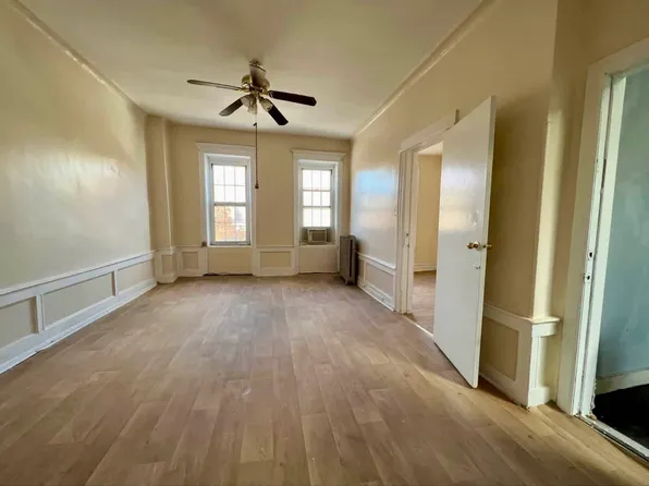 1624 Pitkin Avenue image 3 of 16