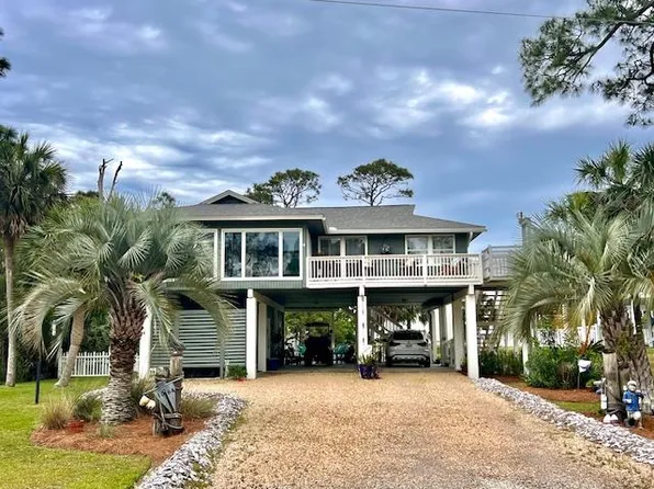 1064 E Pine Ave, Eastpoint, FL 32328