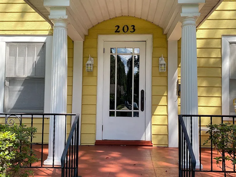 203 N Dillard St #6 — Photo 5