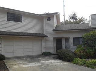 1505 Glenwood Dr, Brookings, OR 97415