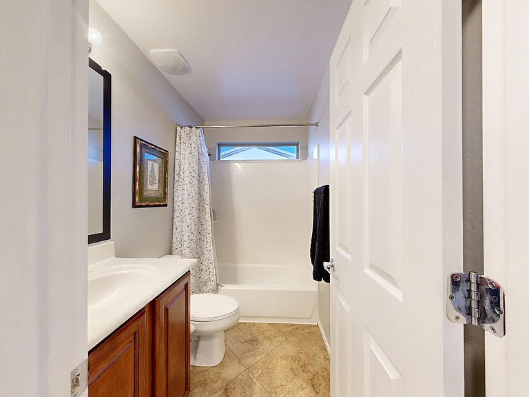 3272 E Meadowview Dr — Photo 30