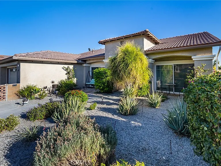 64243 Eagle Mountain Ave — Photo 8