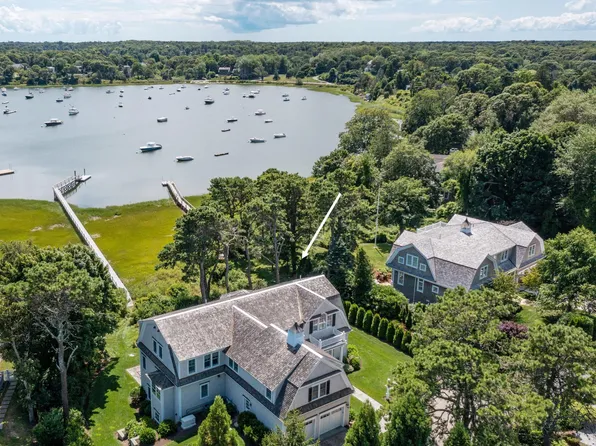 21 Captains Cove Lane, North Chatham, MA 02650