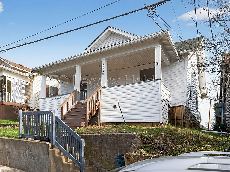 604 Hart St — Photo 6