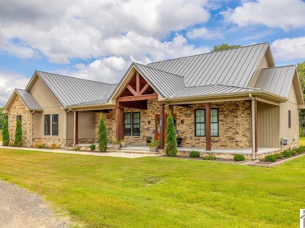 230 Ayly Estates Dr, Mayfield, KY 42066